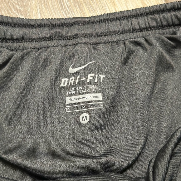 🖤 men’s Nike Dri - Fit shorts with inner shorts new condition. - Picture 7 of 8
